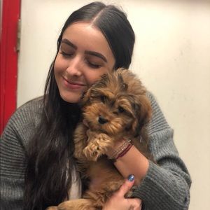 Meet your Posher, Emily